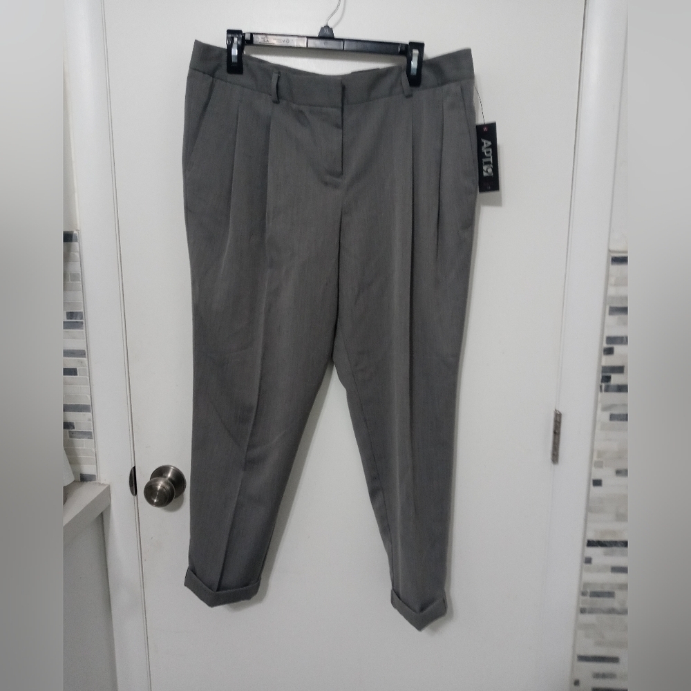 Apt 9 Ava Fit Women's plus size 14 Gray dress pants Folded cuff Faux pockets